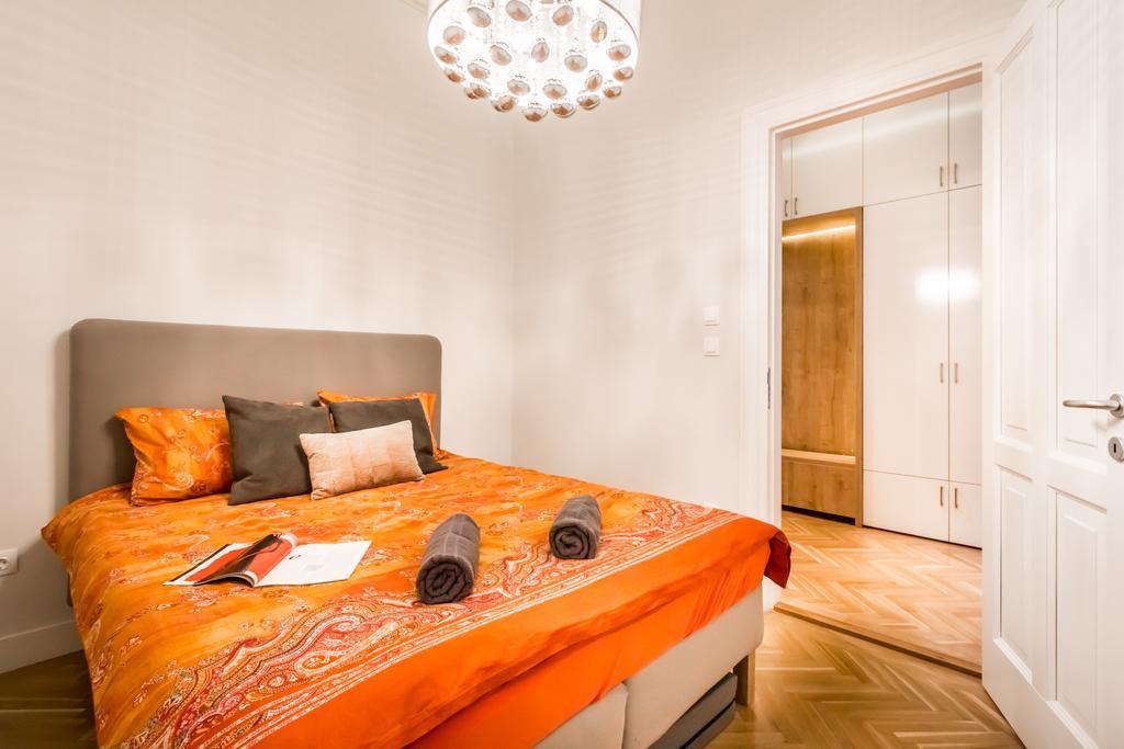 Bpr Opera Lux Treasure Apartman Budapest Kültér fotó